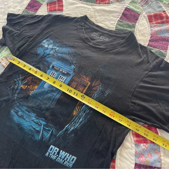 Dr Who and the Daleks t shirt - Picture 7 of 7